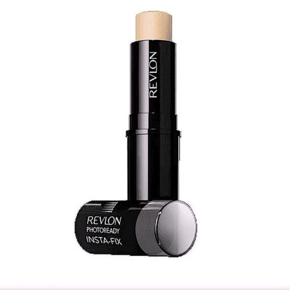 NEW Revlon PhotoReady Insta-Fix Makeup, 110 Ivory SPF 20